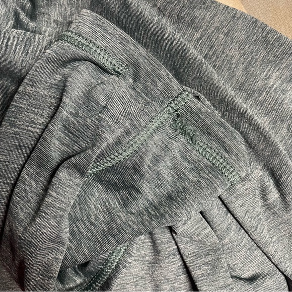 Greyson Men’s Dark Gray Heather M Guide Sport Quarter Zip Embroidered*** - Picture 13 of 13